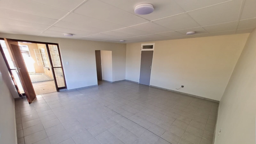 4 Bedroom Property for Sale in Bloemfontein Rural Free State